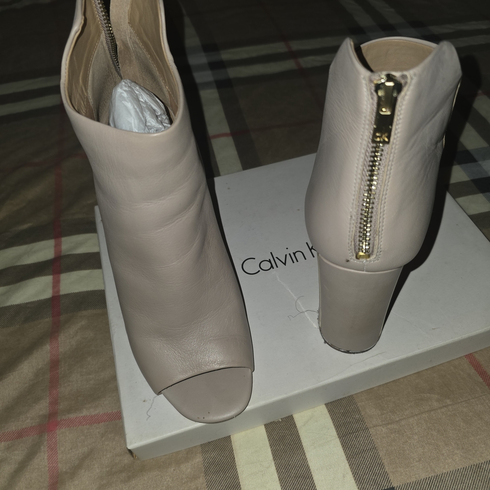 Calvin Klein Cream Heeled Boots with Gold Zipper